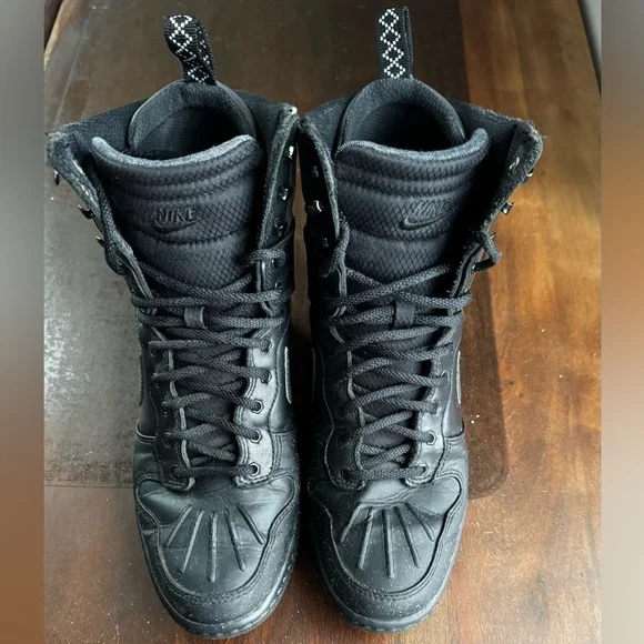 Nike Dunks Sky Hi 2.0 Sneakerboot - Picture 3 of 12